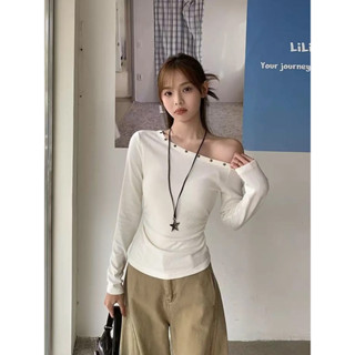  เสื้อยืดแขนยาวสีขาวเปิดไหล่สำหรับผู้หญิง สไตล์ฤดูใบไม้ผลิ ท…