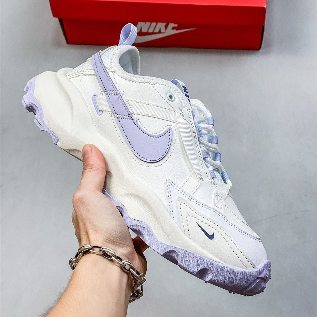 รองเท้า Nike TC 7900 กันลื่น ระบายอากาศดี