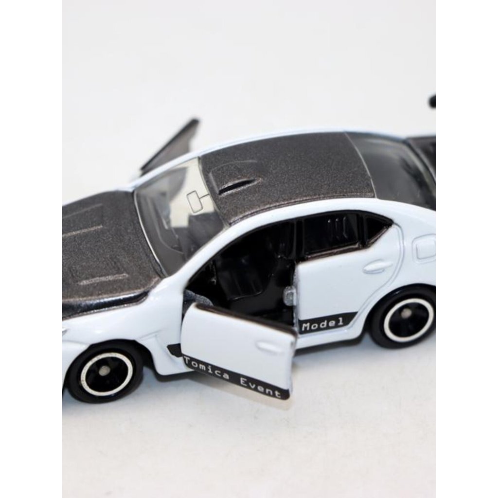 [โมเดลรถ] TOMY TOMY TEM Alloy Car LEXUS IS F CCS-R LEXUS Car Model Toy Limited Edition