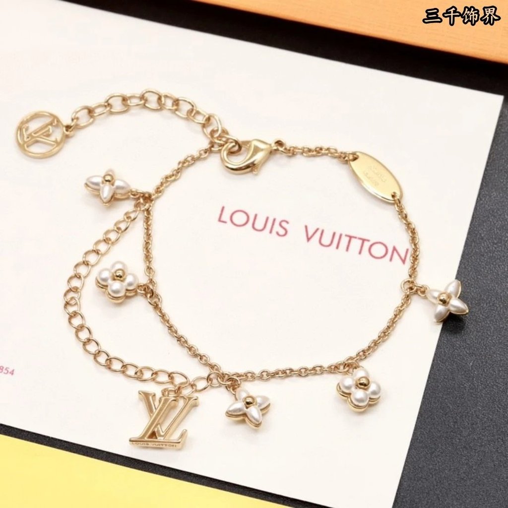 สร้อยข้อมือLouis Vuitton ลายดอกไม้Fritillary งานประณีต
