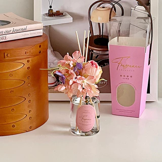 AESTE กลิ่นโรงแรมหรู ก้านน้ำหอม ก้านไม้หอม AESTE Reed Diffuser น้ำหอมอโรม่า 200 ml พร้อมก้านหอม ดอกไม้แห้ง