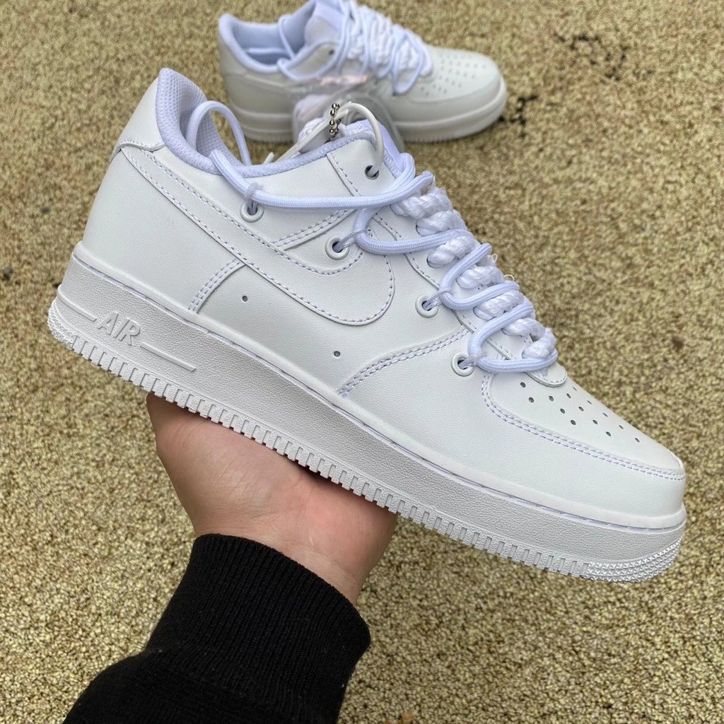 Af1 Pure White Strap low Size: 36-45
Nike Air Force 1 07 wb Low Air Force No. 1 รองเท้าผ้าใบลําลองทร