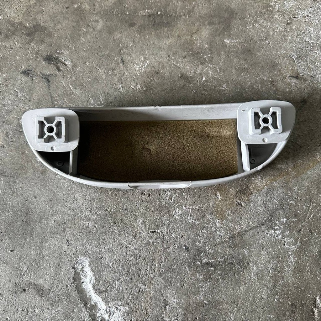 PEUGEOT 308 ROOF SUNGLASES BOX ใช้แล้วจากญี่ปุ่น