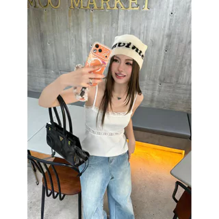 Fufu Sora.TH💕คลังสินค้าพร้อม💕เสื้อสายเดี่ยวลูกไม้สำหรับผู้หญิง เสื้อกั๊กชั้นในแบบใหม่