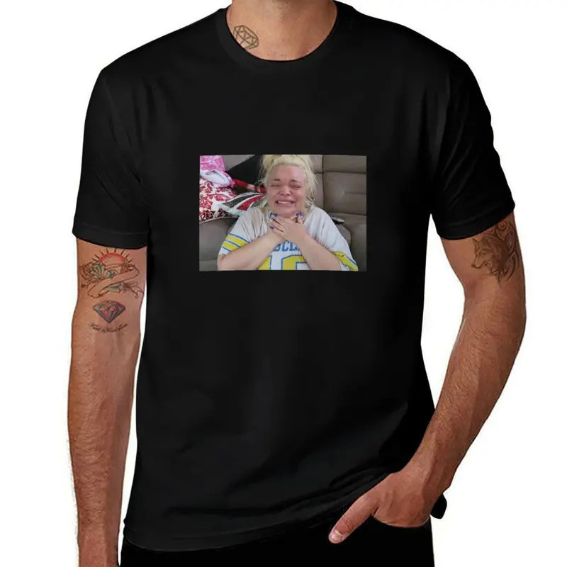 ทีเชิ้ต Trisha Paytas Crying Meme เสื้อผ้าตลก ผ้าฝ้าย น่ารัก เสื้อสำหรับแฟนกีฬา เสื้อยืดผู้ชาย