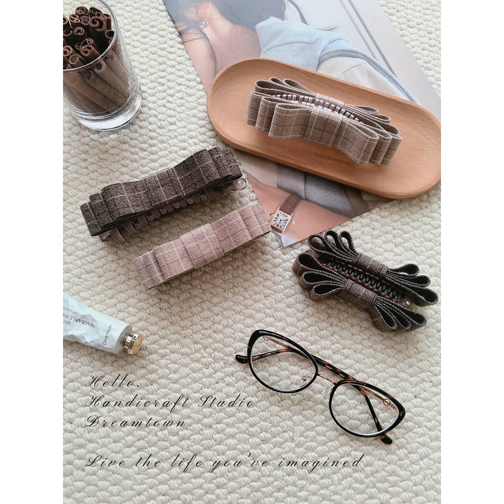 กิ๊บกล้วย Dreamtown ปลายฤดูใบไม้ร่วง Mocha Banana Clip ออกแบบอิสระทำด้วยมือฤดูใบไม้ร่วงและฤดูหนาวผ้า