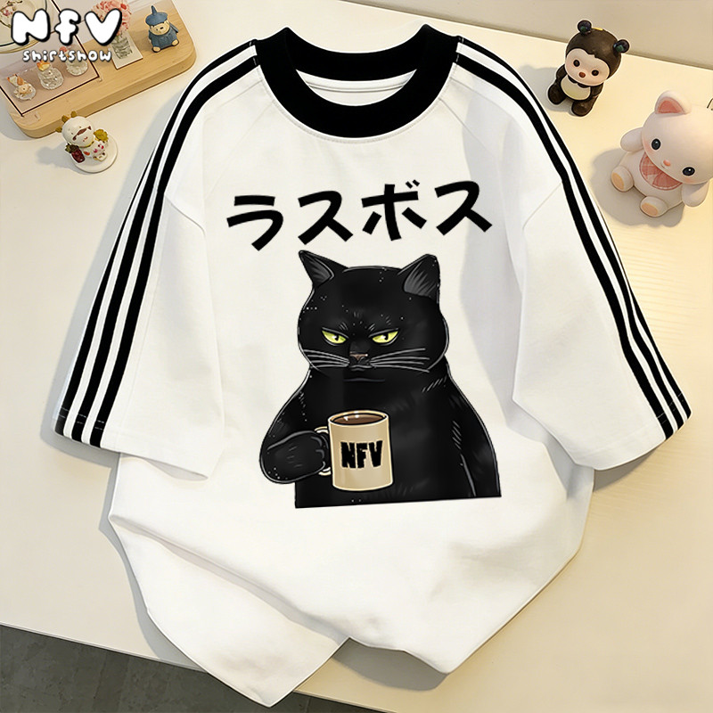 NFV แฟชั่นเกาหลี🍒เสื้อยืดแขนสั้นคอกลม ลายพิมพ์แมวน้อยสีดำ oversize ระบายอากาศ ทรงหลวม YG1184