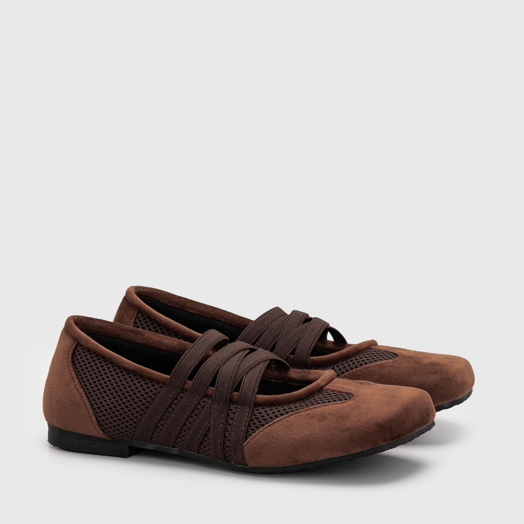 โครงการที่น่ารัก - Eleva Flat Shoes สีน้ําตาล - รองเท้าผู้หญิง