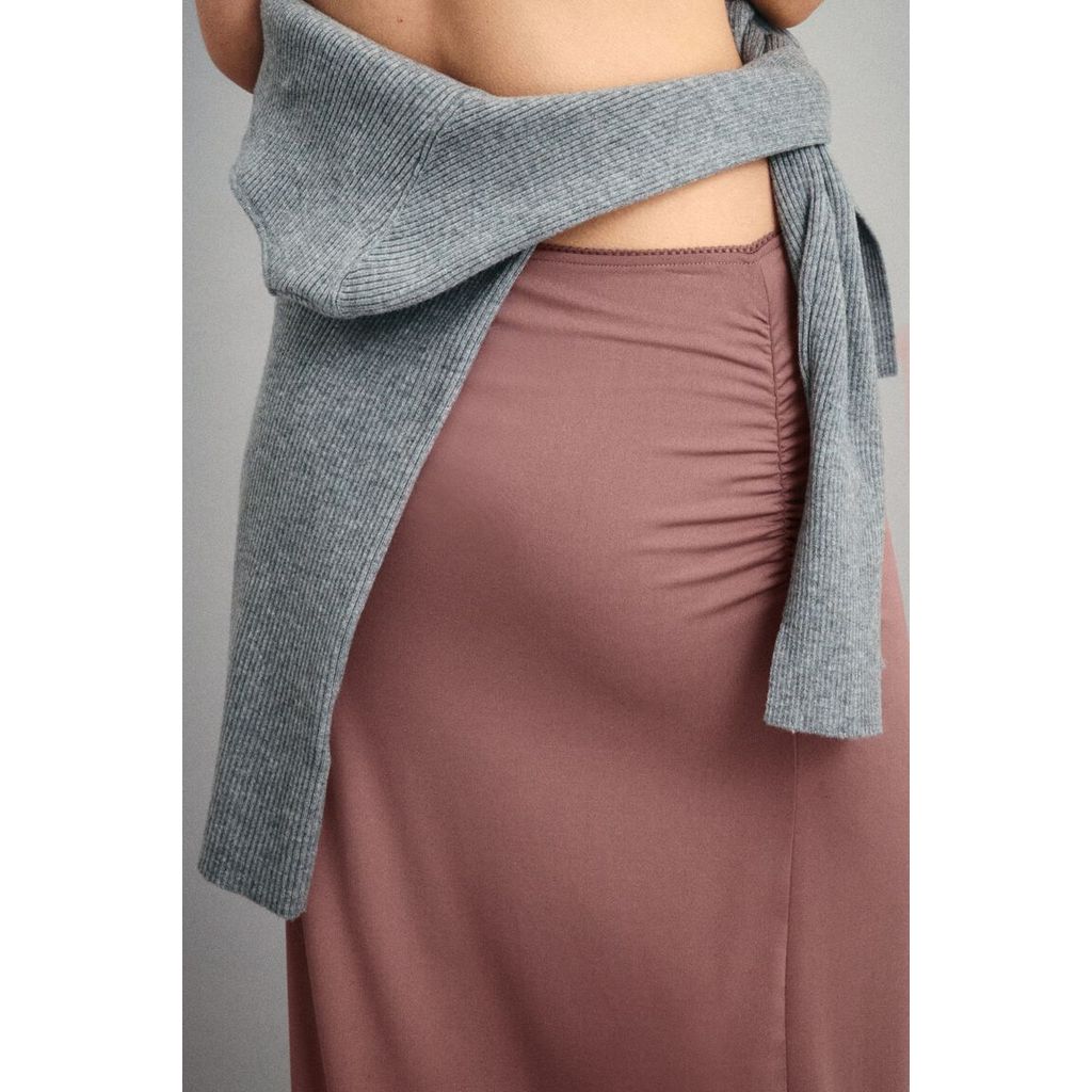 H&M(เอชแอนด์เอ็ม) กระโปรงมิดิทรง draped ผู้หญิง 1329890_3