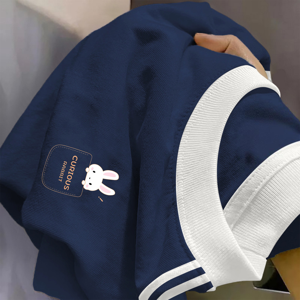 🌷ChillTee🌷เสื้อยืดคอกลม สกรีนลาย"CURIOUS Rabbit" ผ้าCOTTON100%โคตรนุ่มOVERSIZEเสื้อยืดผู้หญิง【COD】