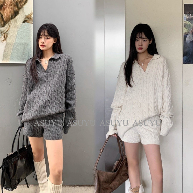 เสื้อสเวตเตอร์คอเต่าลำลองสำหรับผู้หญิงแบบใหม่ เข้าชุดกับกางเกงขาสั้น,ชุดเซ็ตสำหรับผู้หญิง