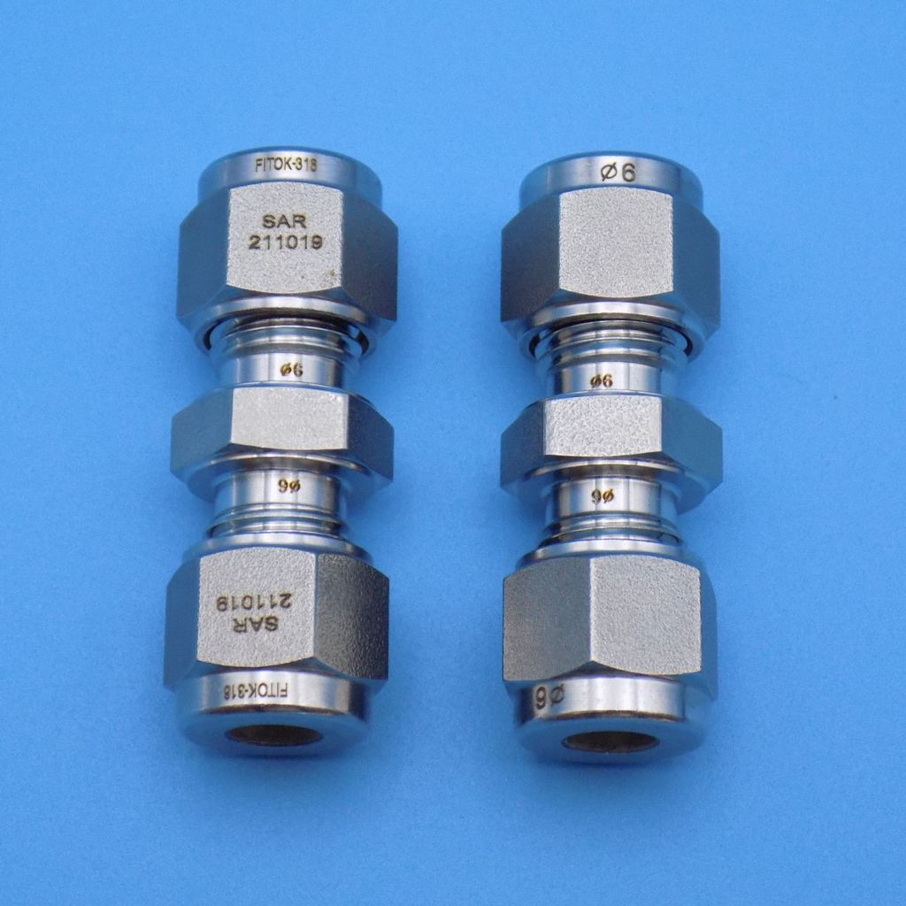 Fitok 6mm Straight-through Intermediate Dual Card Sleeve Straight-through Joint 6mm Tube เส้นผ่านศูน