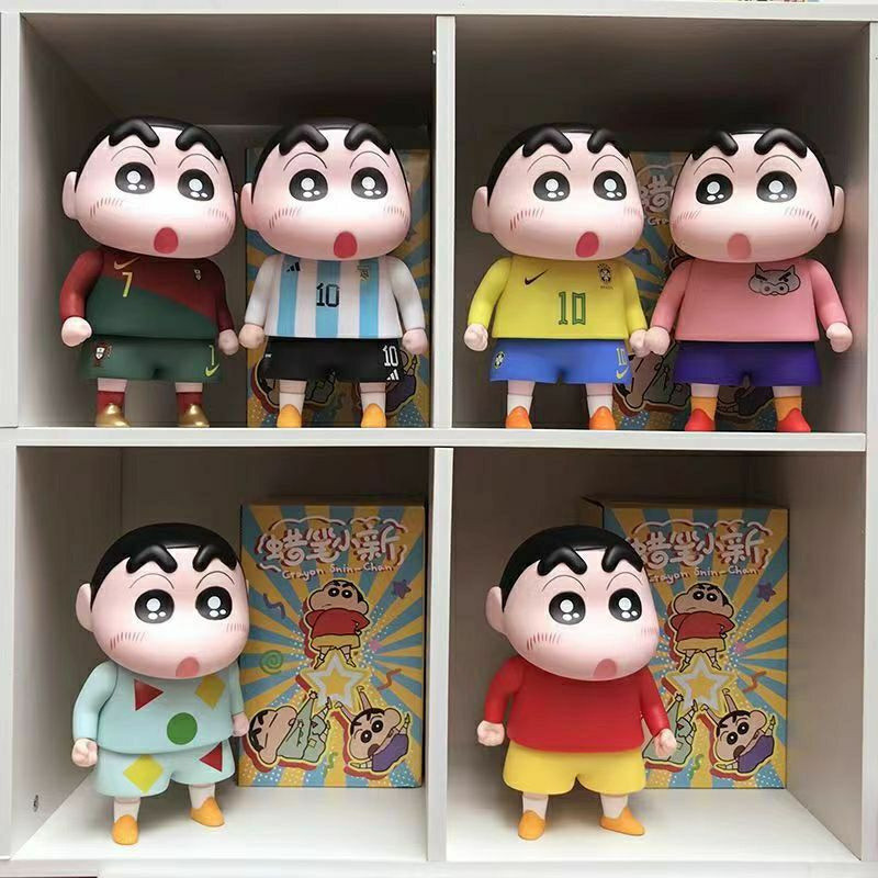 Crayon Shin-Chan Jersey Crayon Shin-Chan 1: 1 Messi Rinal ที่ระลึกอินเทรนด์รูปตุ๊กตา Crayon Shin-Cha