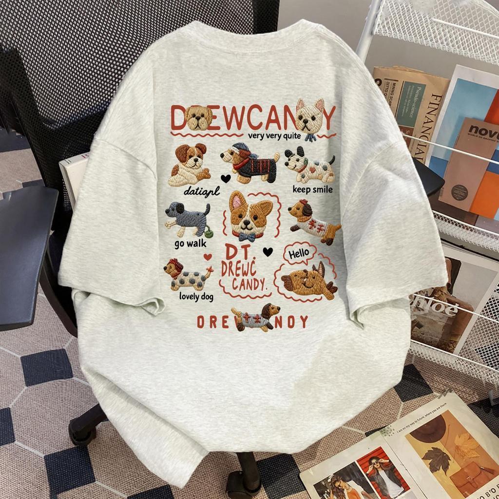 TeeTwoOneเสื้อน่ารักoversizeผ้าCOTTON100% เสื้อแฟชั่น คอกลม แขนสั้น พิมพ์ลาย 'DEWCANY' สไตล์ลำลอง ใส่สบาย S-3XL【COD】