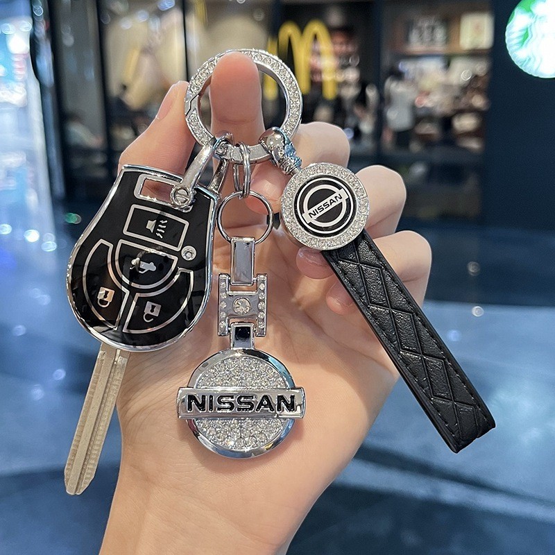 Nissan March/Navara/Almera เคสกุญแจรถ Nissan พวงกุญแจ รวมทุกอย่าง เคสกุญแจ