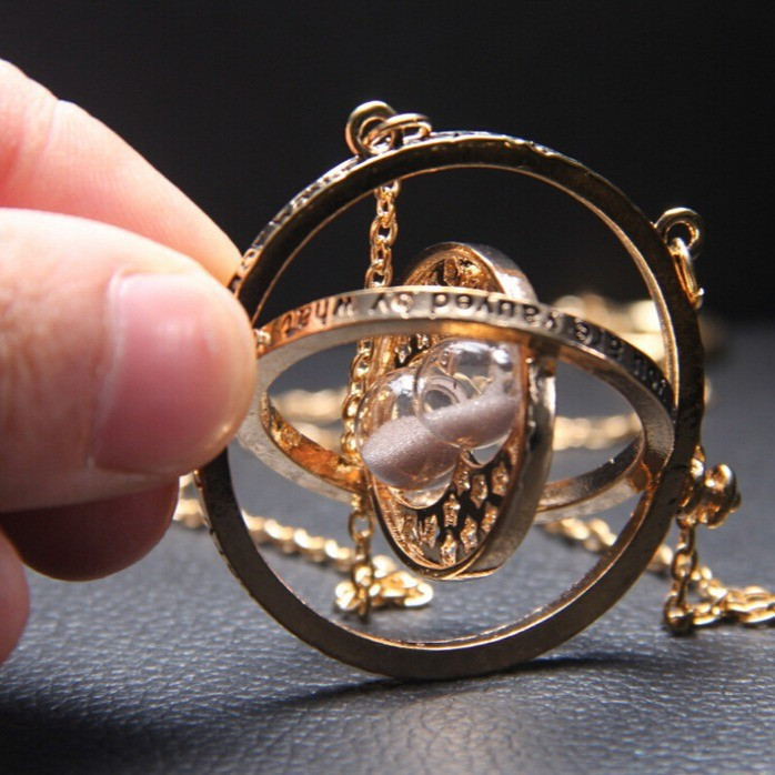 A New Harry Potter Time-Turner Hourglass Necklace Sweater Chain Movie Merchandise
