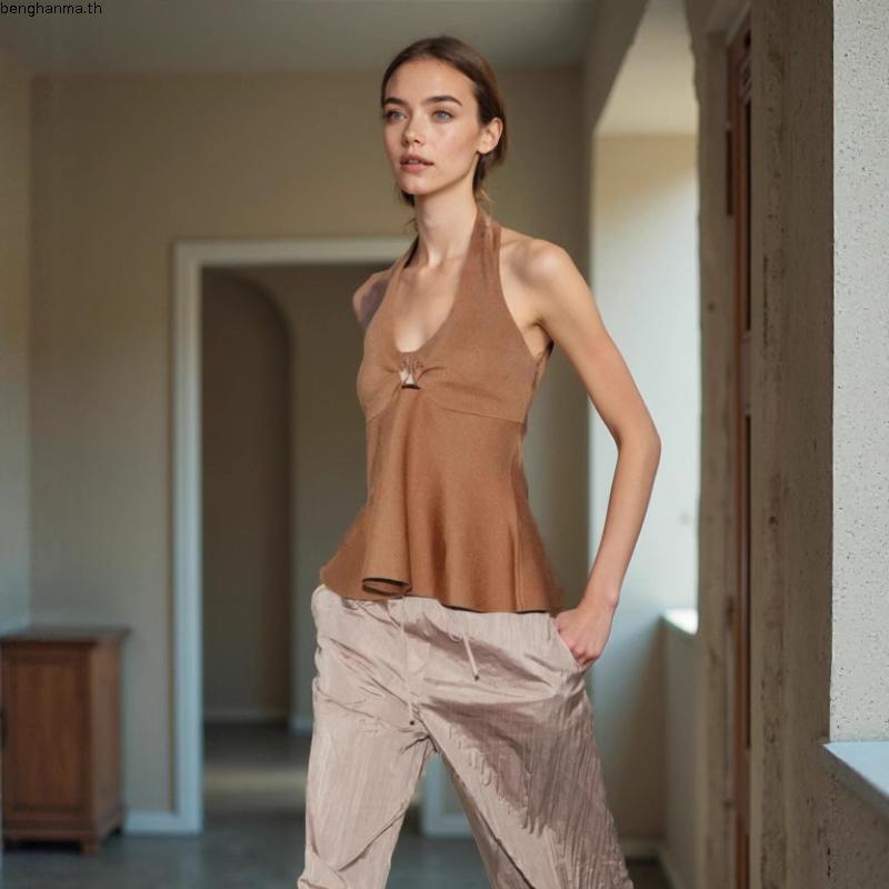 SIMPLE TOP เสื้อแขนกุด Unigam