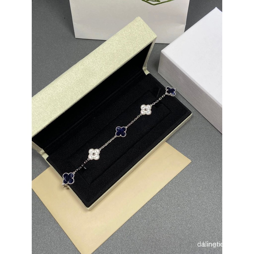 Van Cleef Van Cleef & Arpels[VC@ Natural Peterite สร้อยข้อมือห้าดอกไม้]ไม่อยากนําชื่อลวดลายกว่า ดีไซ