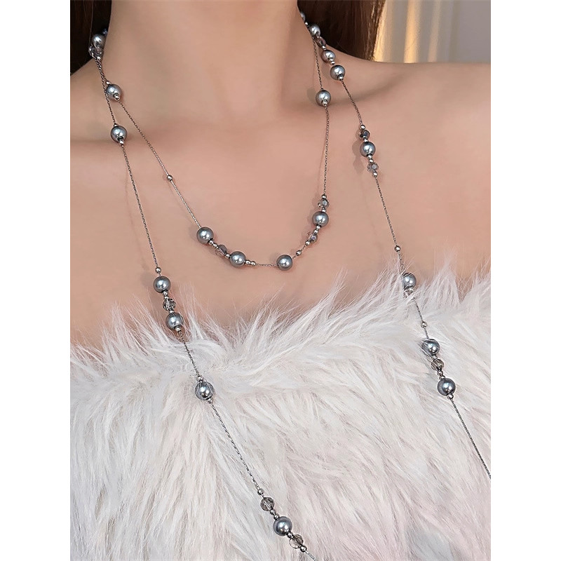 สร้อยคอยาว สร้อยมุก สร้อยคอมุกสีเทาผู้หญิงโซ่กระดูกไหปลาร้ายาวหรูหรา Niche High-End Abi อุปกรณ์เสริม