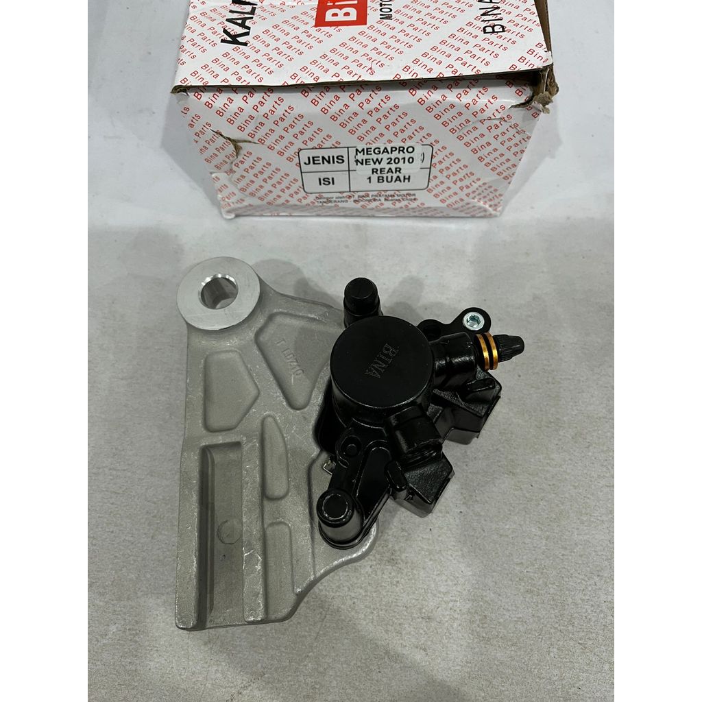 แผ่นดิสก์ที่ระบายอากาศได้ PLUS PLATE MEGA PRO NEW (2010) BINA PARTS