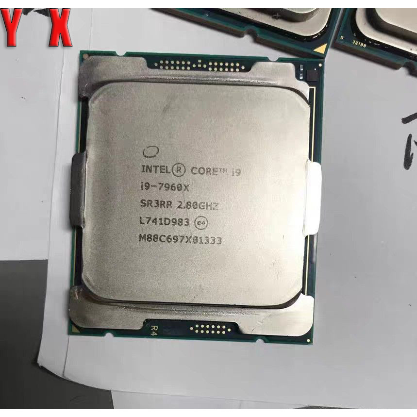 ใช้อัพเกรด Gaming CPU Core X-series i9-7960X LGA-2066 CPU โปรเซสเซอร์ X299 2.8GHz 16-Core 22MB สําหร