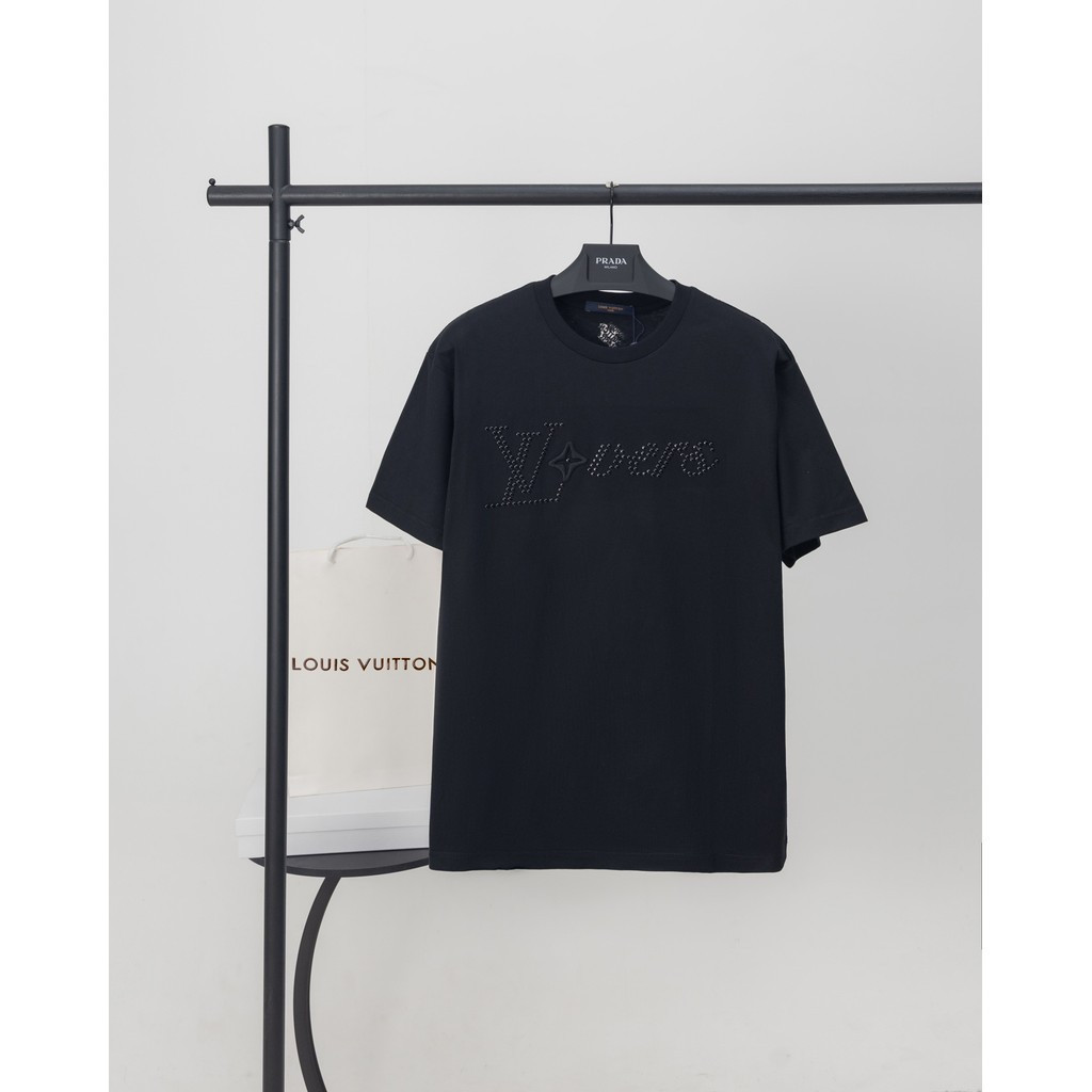 L * OUDIS VUIT#TON /L * V2026 Star Early Spring เสื้อยืดแขนสั้นสไตล์ใหม่ผู้ชายสไตล์ผู้หญิงสไตล์คู่แฟ