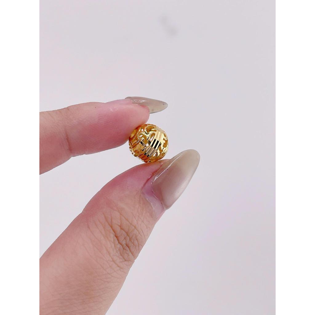 M90 - BEAUTIFUL IU ROUND PENDANT