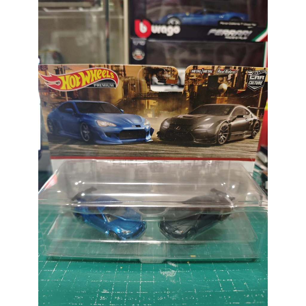 Hot Wheels 1: 64 Subaru BRZ Lexus Double Car Note: ใหม่เอี่ยม, การ์ดบอร์ดมีรอยพับ, ไม่เหนื่อย! ราคาข