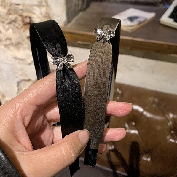 RhineStone Bow สร้อยผมซาติน สไตล์เกาหลี ใช้งานได้หลากหลายโอกาส