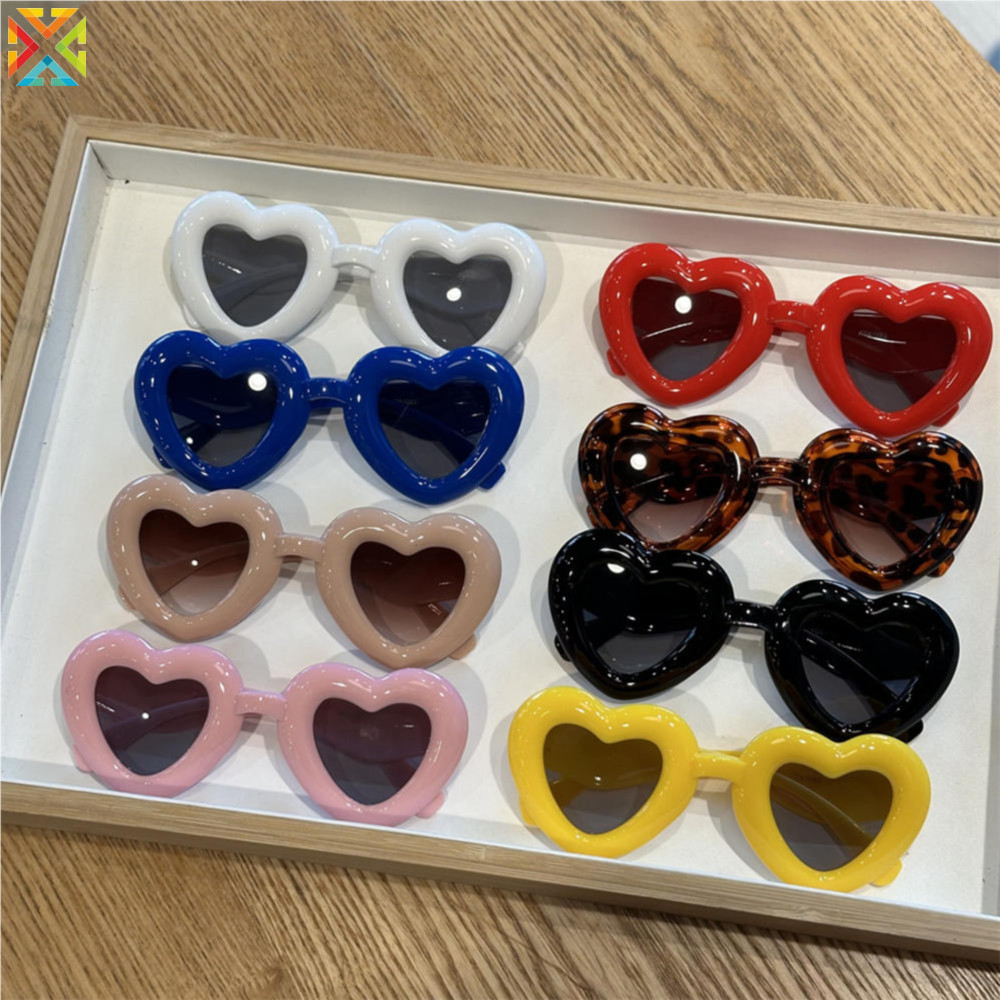หัวใจแฟชั่น - กรอบแว่นกันแดดเด็กอินเทรนด์ที่มีสีสันอาทิตย์แว่นตาสําหรับเด็กหนุ่มๆสาวๆกิจกรรมกลางแจ้งถ่ายภาพ