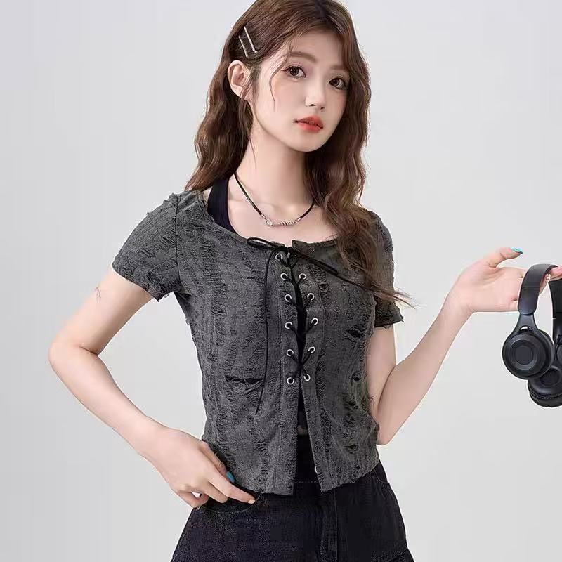 ท้อปแขนสั้น Halter ดีไซน์คอสแควร์ ทรงกระชับ สไตล์ขาด สำหรับสาวๆ ในหน้าร้อน - รหัส 26108 7CMA