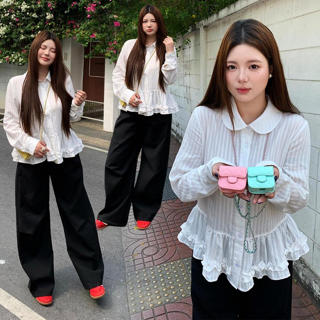 Chili Koko เสื้อแขนยาวสีขาว เสื้อเชิ้ตคอปกปีเตอร์แพน ระบายชาย ดีไซน์ระบายสองชั้น แขนยาว ทรงหลวม w714