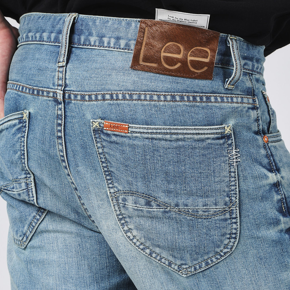 LEE กางเกงยีนส์ผู้ชาย คอลเลคชั่น 101 เอวกลาง ทรงตรง ทรง Dean รุ่น LE F425MDEAN25 สียีนส์อ่อน - รูปที่ 4