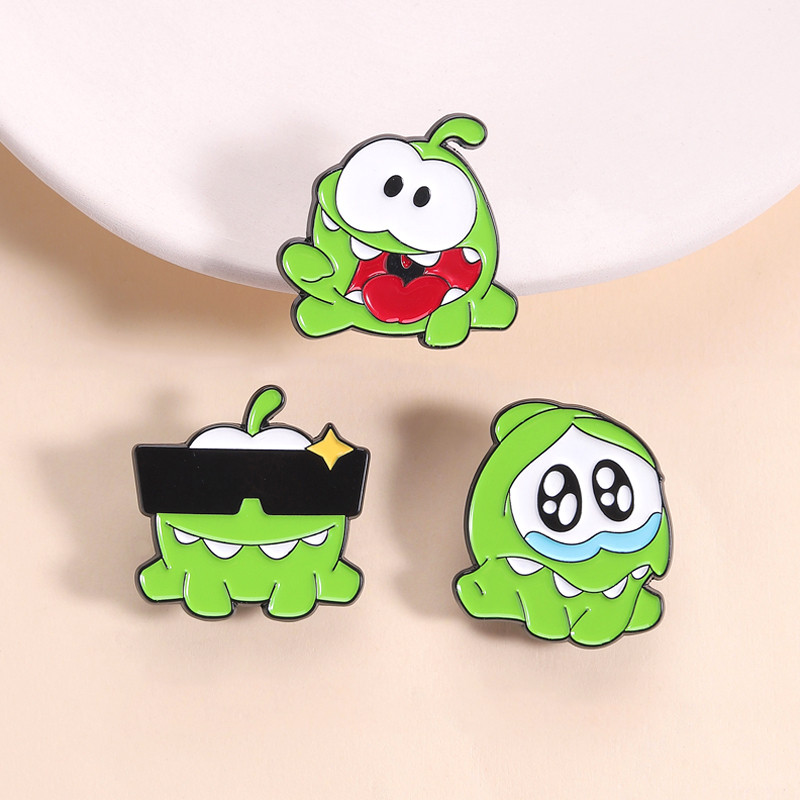 เข็มกลัด Om Nom Theme สไตล์คูลเกย์ สำหรับแฟนเกมและสะสมของสะสม