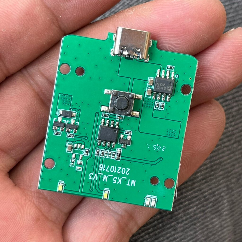 บอร์ดควบคุมมอเตอร์/ปั๊มน้ำ 3.7V ปรับความเร็วได้ พร้อม USB Type-C 5V (Motor & Water Pump Controller)