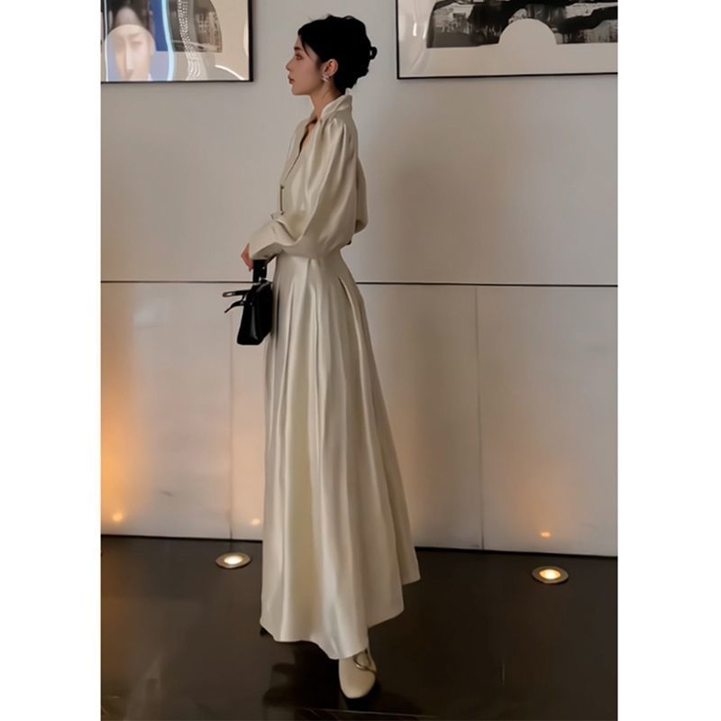 รับชุดฤดูใบไม้ร่วงที่สวยหรูสไตล์ Acetate 2023 หลักสูตรผิวแอปริคอทแฟชั่นสไตล์ใหม่ cod เอว High-End แข