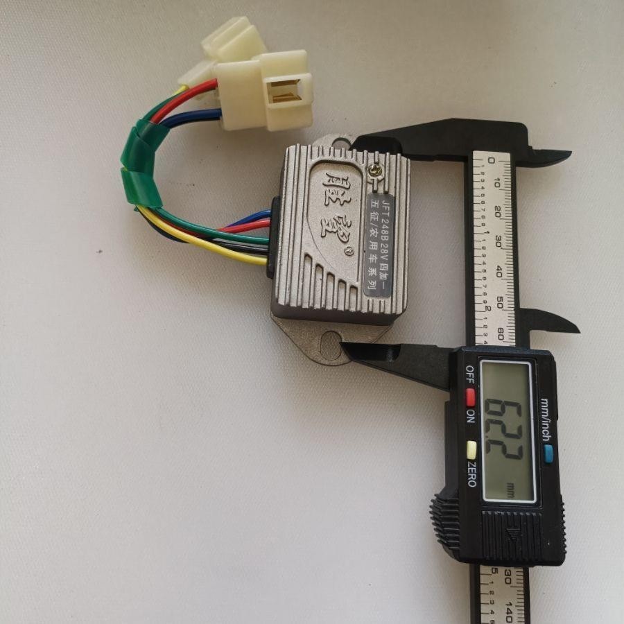 12V24V Five-Sign Tricycle Regulator รถการเกษตรเครื่องกําเนิดไฟฟ้าแรงดันไฟฟ้าอิเล็กทรอนิกส์การเกษตรอุ