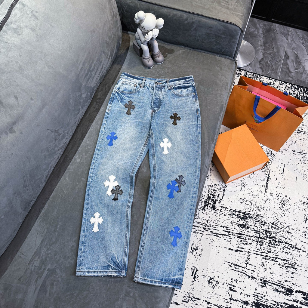 กางเกงยีนส์ปักลาย Chrome Hearts Chrome Hearts Cross