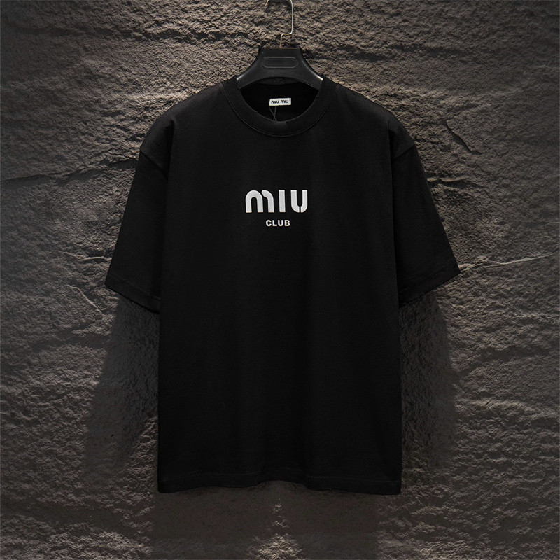 เสื้อยืดแฟชั่นใหม่ ลายพิมพ์เรียบง่าย คอรอบแขนสั้น เหมาะสำหรับทั้งผู้ชายและผู้หญิง SRFEY