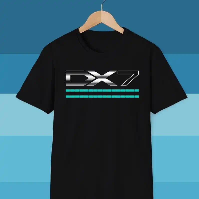 COD Yamaha DX7 เสื้อ Vintage Synth 80s Tee นักดนตรีอิเล็กทรอนิกส์หรือผู้ผลิตเพลงของขวัญ DX7 Synthesi