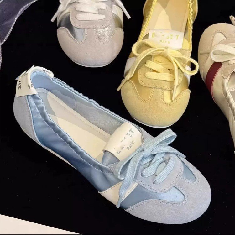 รองเท้าเทรนนิ่งเยอรมันสไตล์บัลเล่ต์รองเท้าส้นแบนพื้นนิ่มสีฟ้าอ่อนระบายอากาศได้และน้ําหนักเบารองเท้า ฟอเรสต์ หมากฝรั่ง รองเท้าลําลองอเนกป