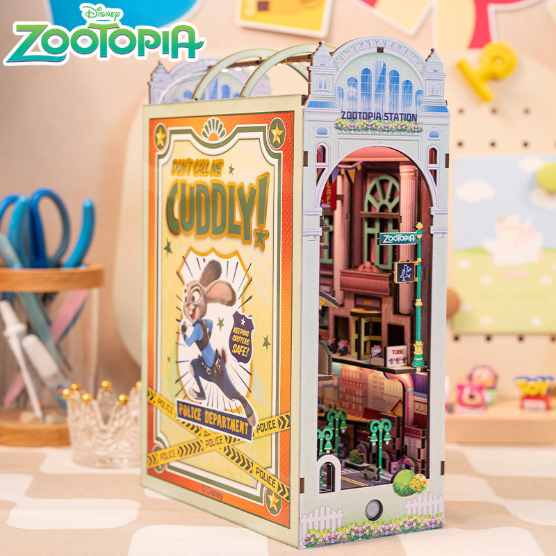 Disney Crazy Animal City Bookend 3D ปริศนาสามมิติไม้ประกอบของเล่นกระต่าย Judy เครื่องประดับของขวัญทํามือ