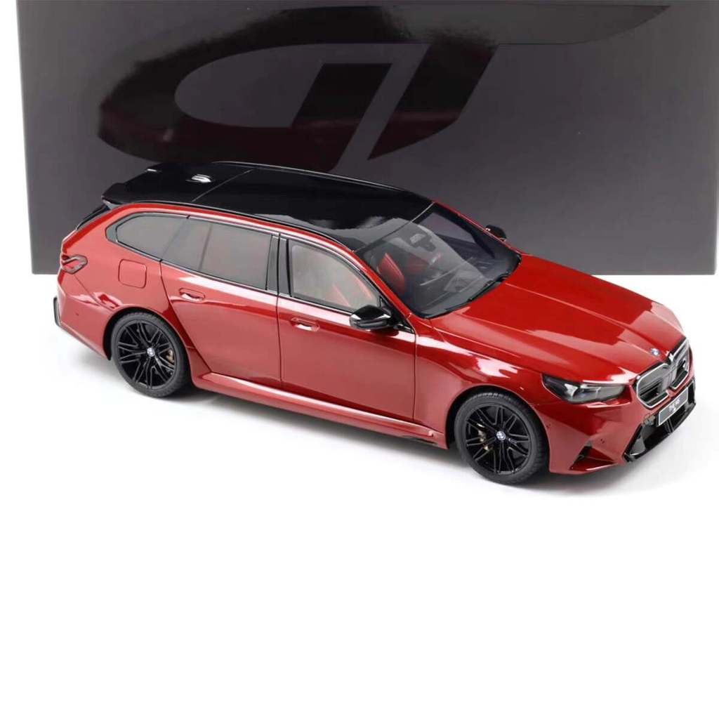 [คลังสินค้าพร้อม] 2025 BMW M5 TOURING รถ GT SPIRIT 1: 18 โมเดลรถเรซิ่นจําลอง