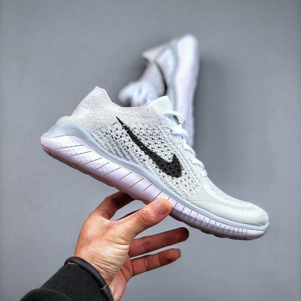 RM5C ฟรี RN 5.0 รองเท้าวิ่งลําลองทรงเตี้ยที่สะดวกสบายสําหรับผู้ชายและผู้หญิงรองเท้าผ้าใบสีดําและสีขา