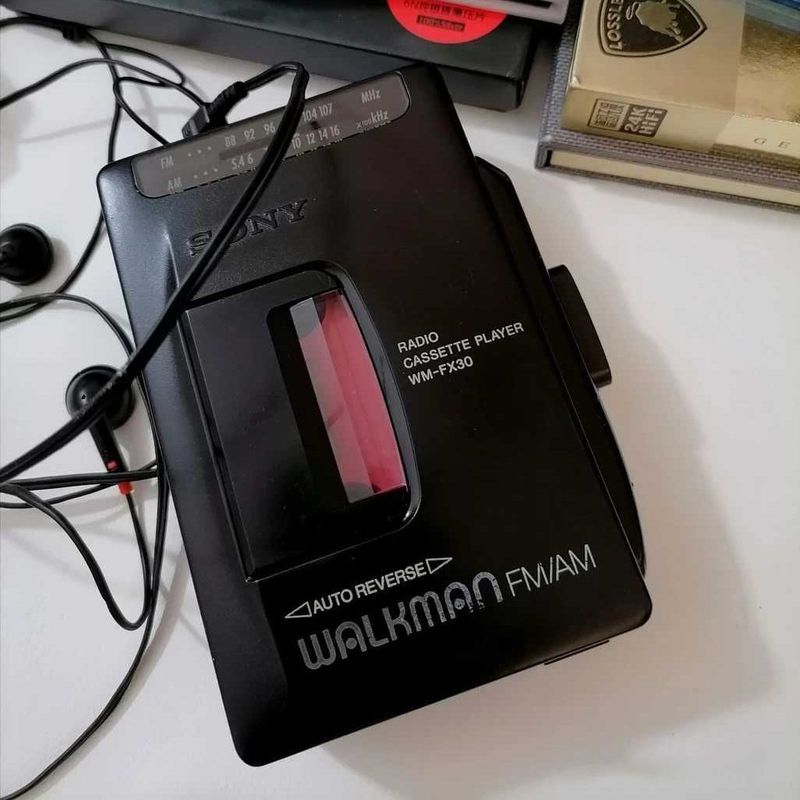 FX30 [Sony] WM Tape Portable Multi-Function Tape Radio Veteran Tape Player WalkmanI