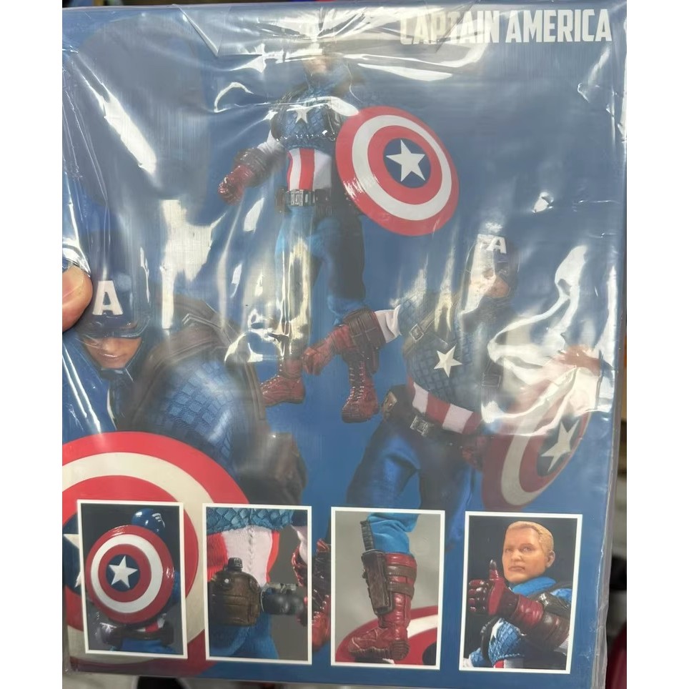 Mezco Captain America Marvel Action Figure 1/12