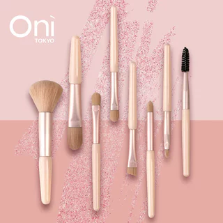 Oni Twinkle Brush Set #Peach Pink เซทแปรงแต่งหน้าโอนิ 8 ชิ้น สีชมพูพีช ขนนุ่ม ไม่บาดผิว เหมาะสำหรับการเดินทาง.