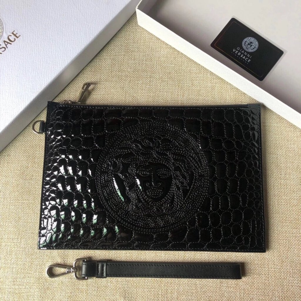 กระเป๋าเอกสาร versace versace กระเป๋าสะพายมือล่าสุด versace Clutch versace versace กระเป๋า versace ก