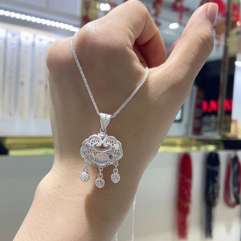 A New Arrival Pure Silver999Peace Lock Hollow Brushed Craft Longevity Lock Gift for Baby Girlfriend 