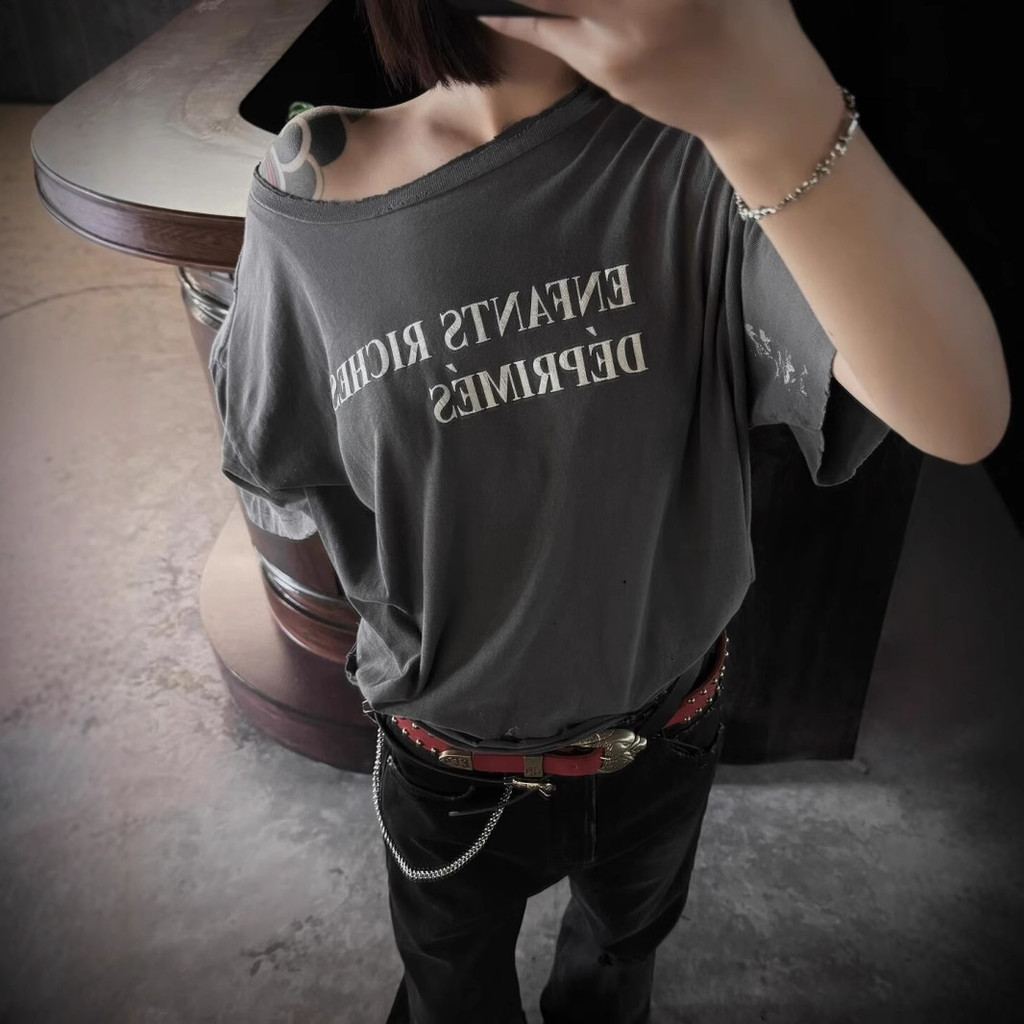 RSQ4 Erd vibe Melanchon Fu รุ่นที่สองล้าง Distressed Destruction สโลแกนรอบคอแขนสั้นผู้ชายผู้หญิงสไตล